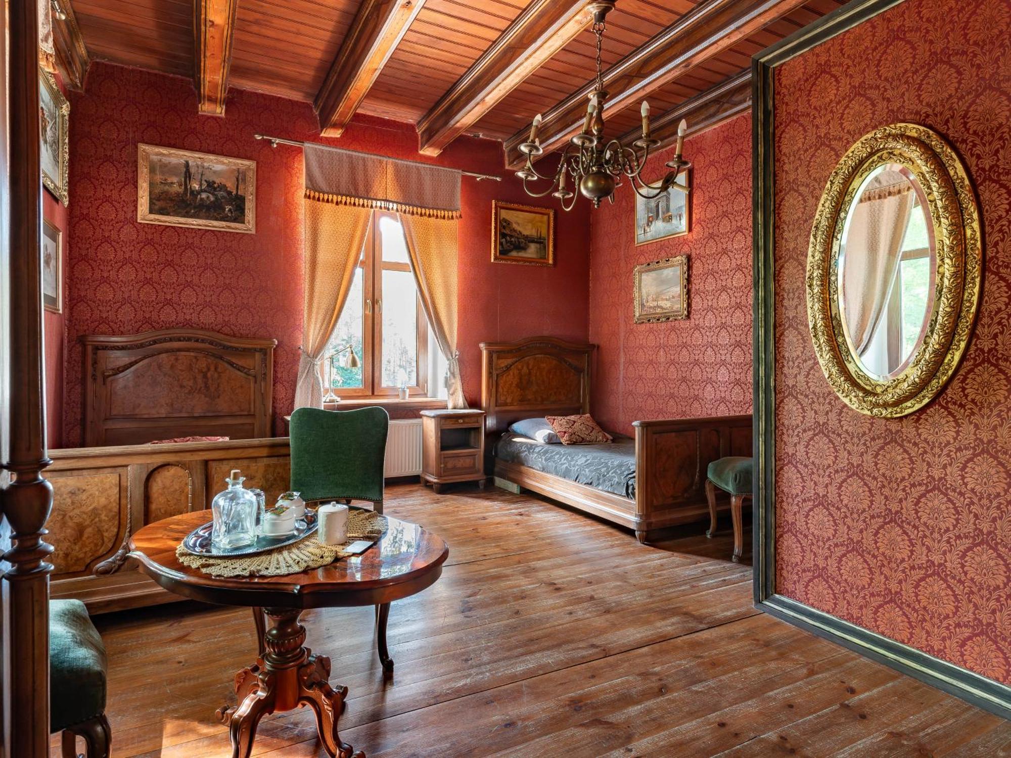 Dwor Mysinek Apartment Grabowiec  Стая снимка